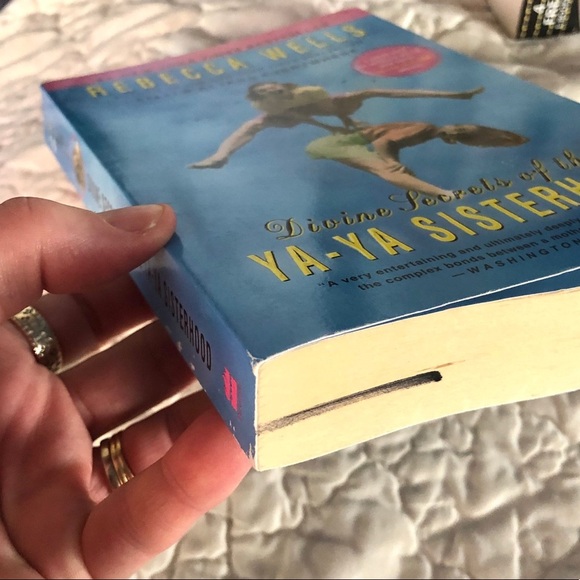 DIVINE SECRETS OF THE YA-YA SISTERHOOD by R. WELLS - Picture 11 of 11